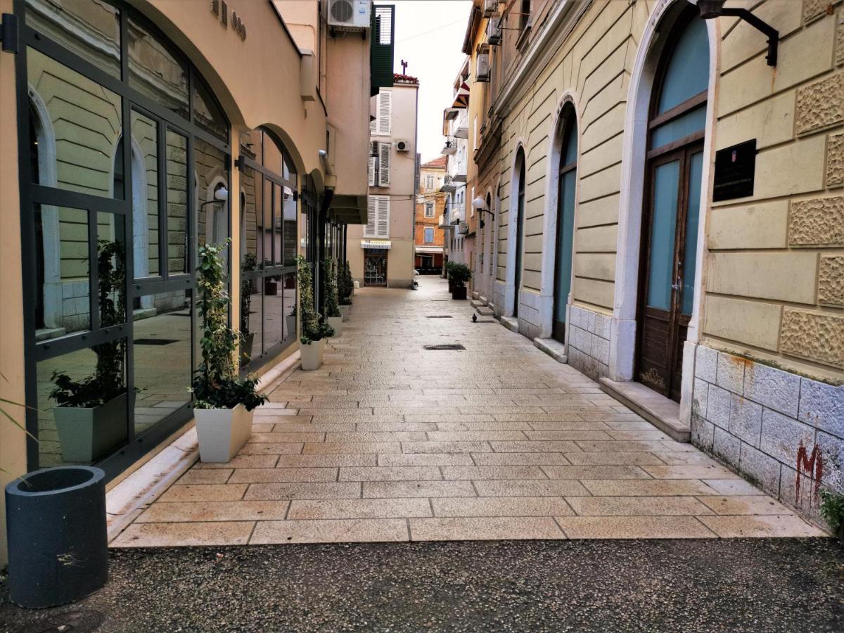 Divinity'S Reach - Old Town Center Hotel Zadar Eksteriør billede